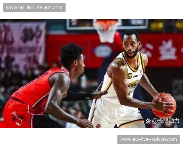 CBA历史交锋：激情对决见证中国篮球荣耀