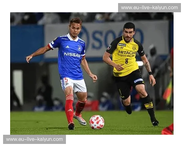 巅峰对决：鹿岛鹿角vs横滨水手，矛与盾的终极较量，谁能问鼎东瀛之巅？